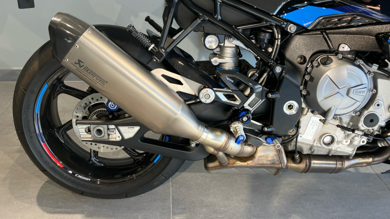 (23MY) BMW M1000 R